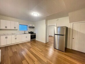 Building Photo - 33 Malvern St