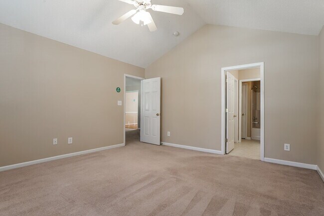 Building Photo - 1505 Woodline Dr