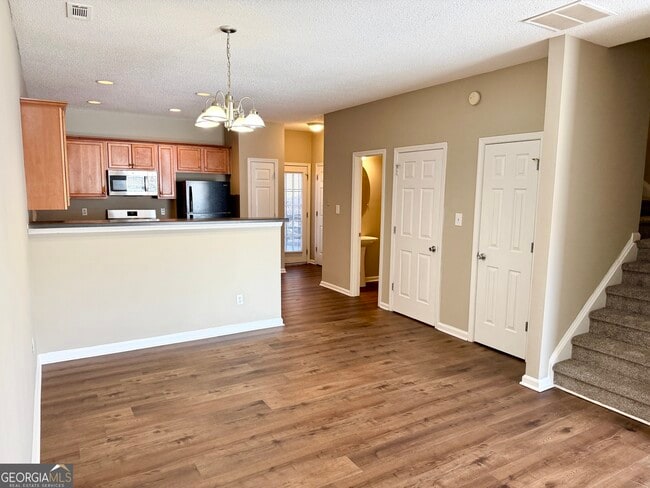 Building Photo - 8330 Oakley Cir