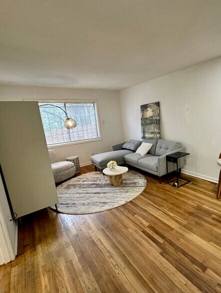 Building Photo - Inman Court Apartments