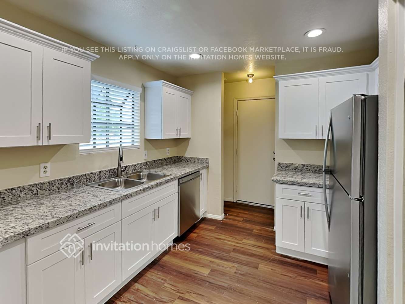 Building Photo - 10017 N 66th Ave