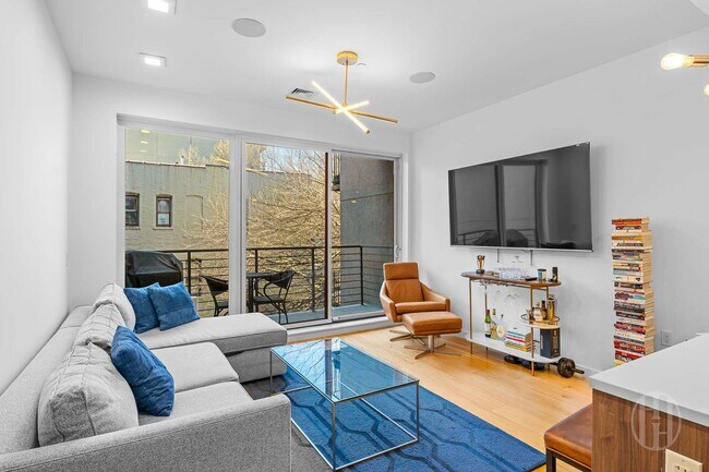 Building Photo - 792 Classon Ave