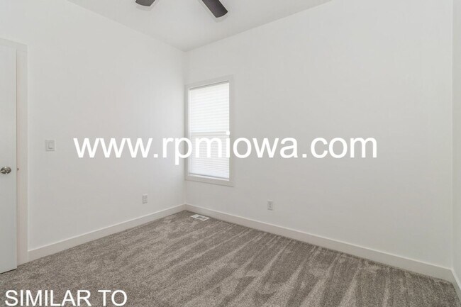 Building Photo - NEW CONSTRUCTION!! 4 Bed, 3 Bath Home in Urbandale