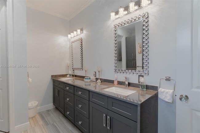Building Photo - 2675 Clipper Cir