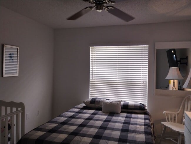 Building Photo - Beautiful 3-bedroom, 2-bath rental home