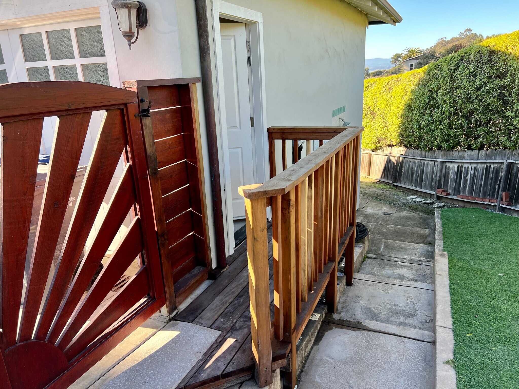 Building Photo - 502 Playa Blvd