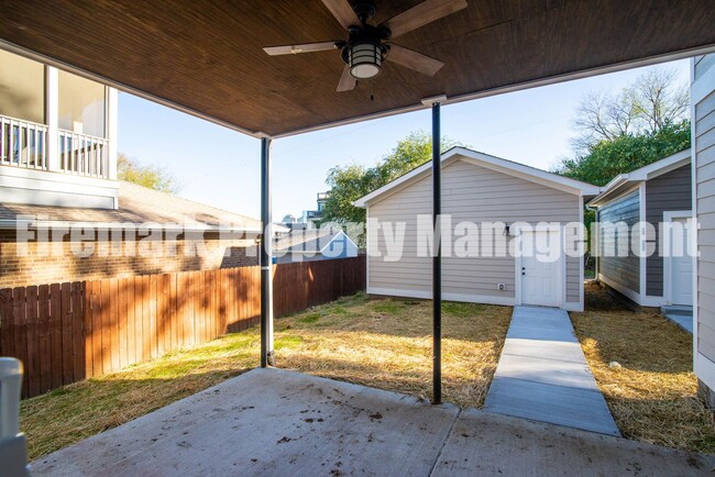 Building Photo - MOVE IN SPECIAL: $1,000 OFF 1st MONTHS REN...