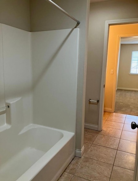 Building Photo - 1313 Rolling Rock Dr