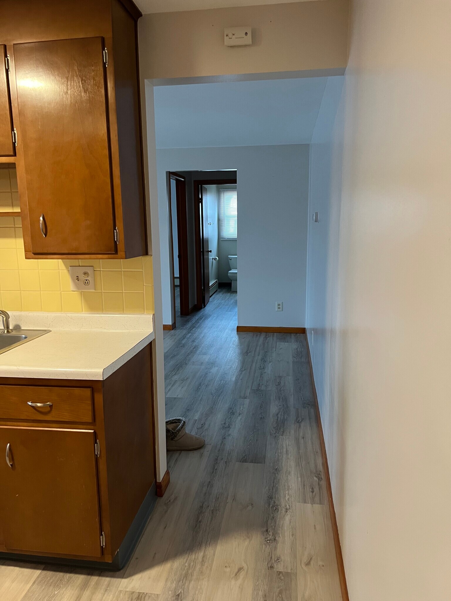 Entry way - 249 Davison Rd