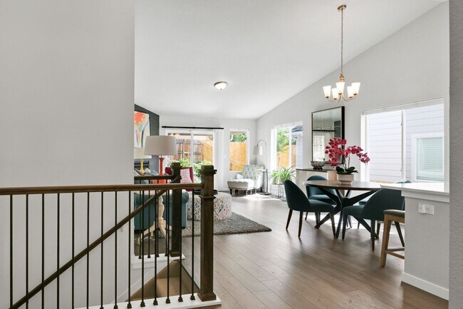 Building Photo - Beautiful "like new" home available for re...