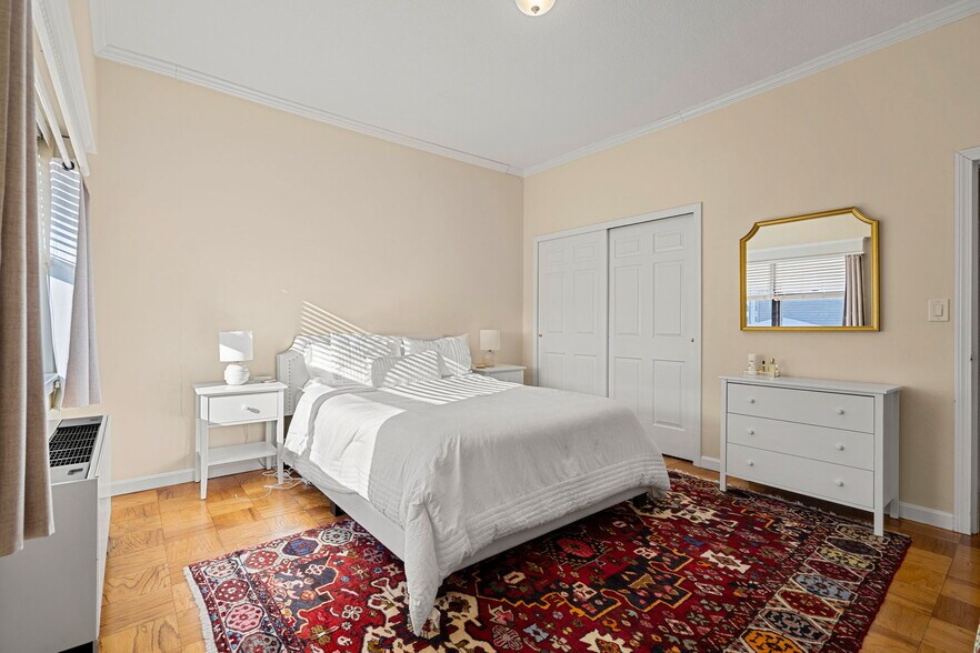 Building Photo - 2 Hawthorne Pl