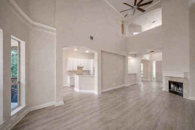 Building Photo - 3912 Coopers Hawk Cove