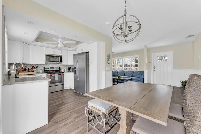 Building Photo - 9860 NW 3rd St