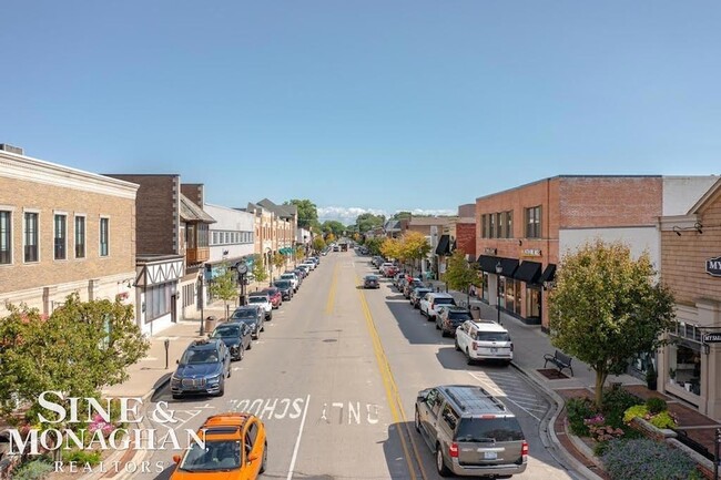 Building Photo - 860 Neff Rd
