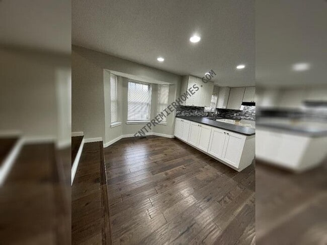 Building Photo - 3 Havenwood Ln