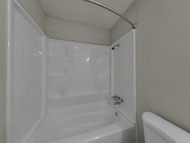 Building Photo - 20243 Smithfield Crossing Ln