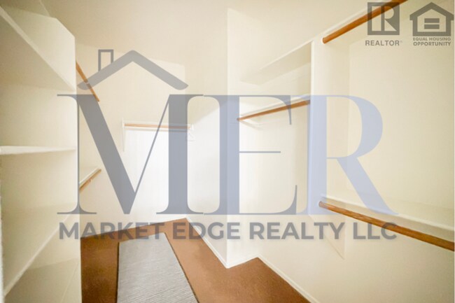 Building Photo - 4Bed/2Bath Furnished Home w/3 Car Garage! Move-In Ready on 05/28/2026! -- RV GATE!