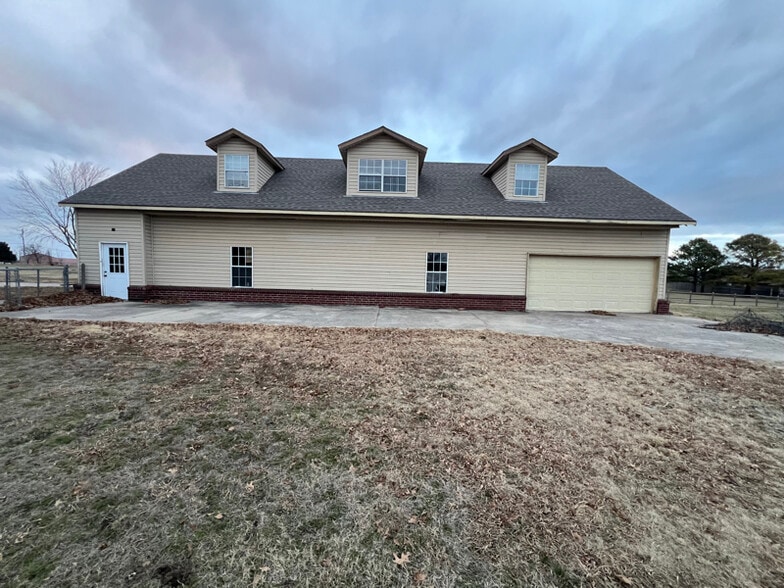 Building Photo - 11323 N 129th E Ave