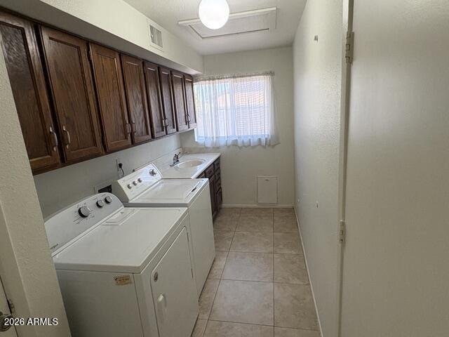 Building Photo - 5218 E Sheena Dr