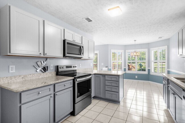 Building Photo - 583 Bucks Trail