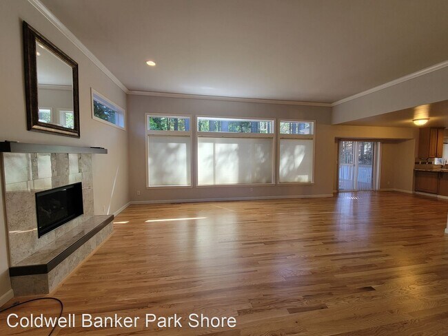 Building Photo - 4 br, 3.5 bath House - 6961 Wentworth Ave SW