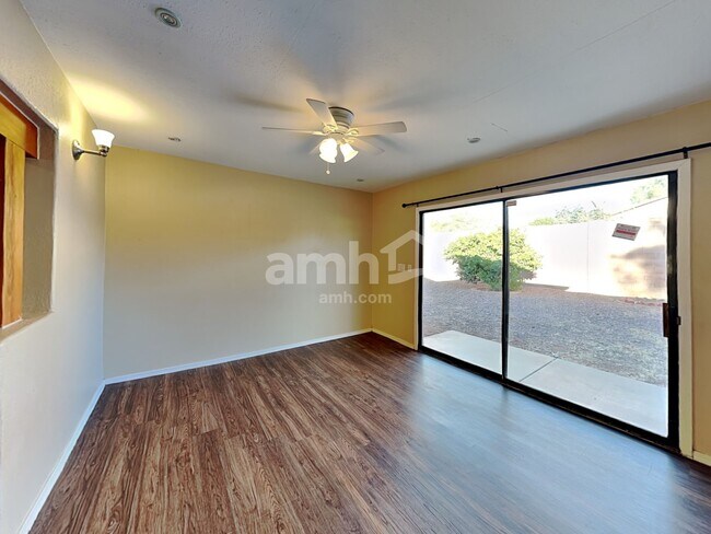Building Photo - 6449 S Iberia Ave