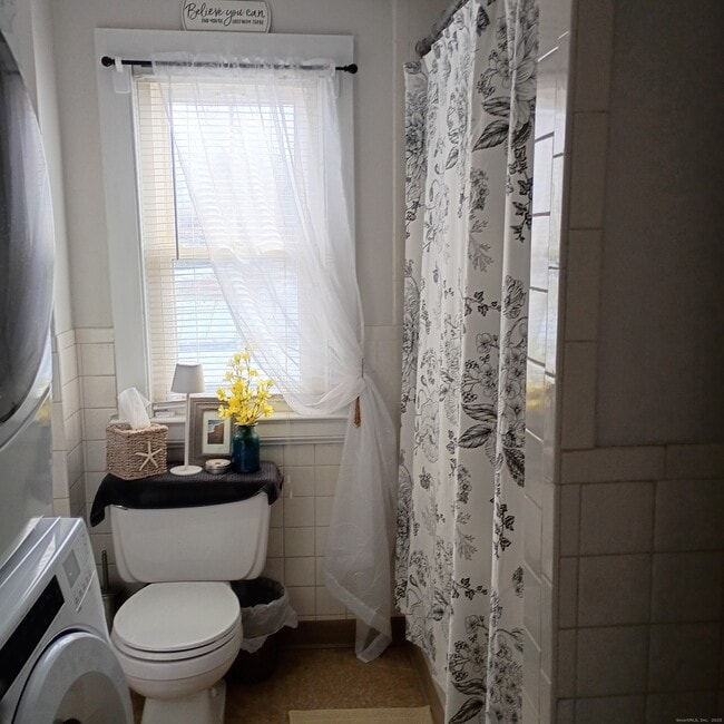 Building Photo - 59 View St