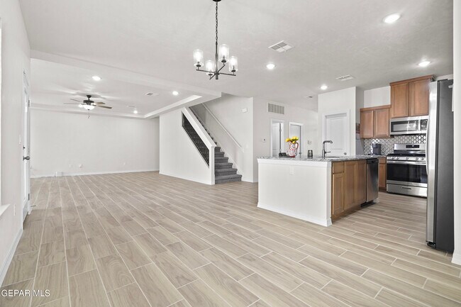 Building Photo - 5004 Alyssa Jade St