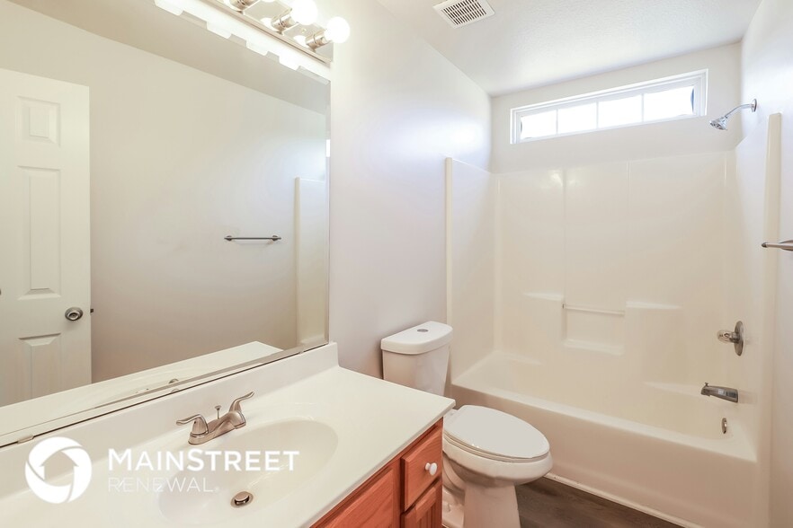 Building Photo - 2304 Sumter Ct