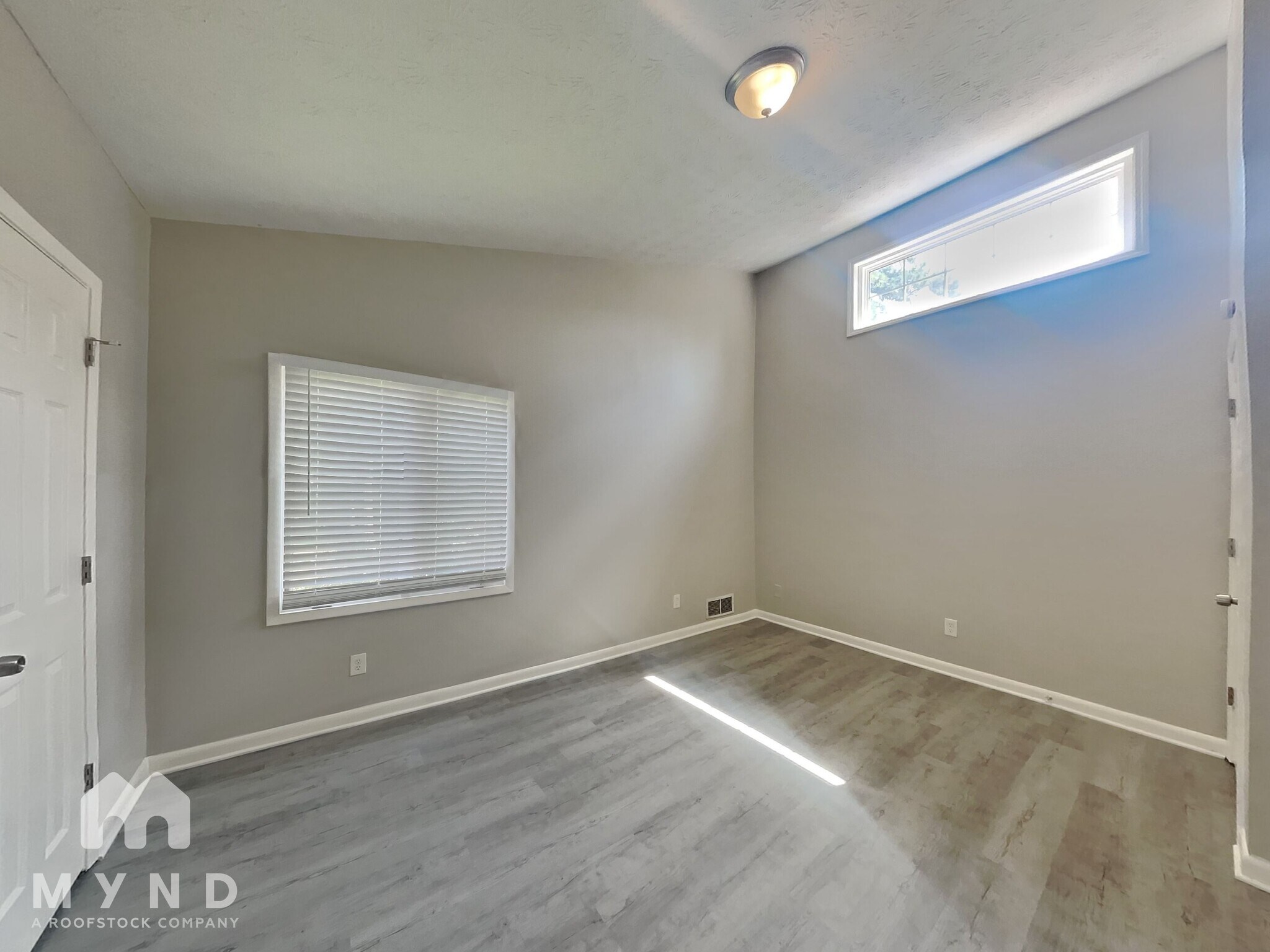 Building Photo - 2616 Fieldstone View Ln SE