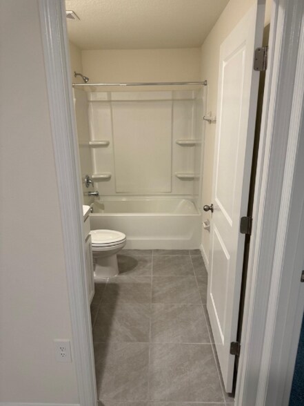 Building Photo - 12294 Elmore Dr