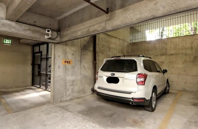 Building Photo - 1-Bedroom Condo on 14th floor of Harrison West - Corner Unit!