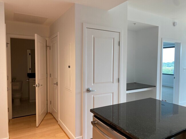 Building Photo - 4101 Albemarle St NW