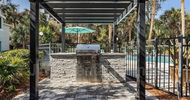 Building Photo - 2768 Jimmy Buffett Mem Hwy