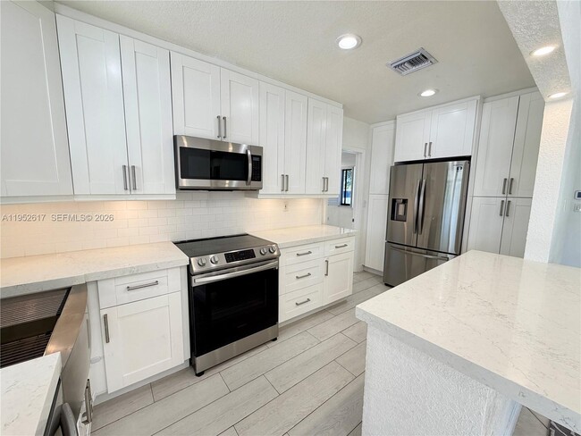 Building Photo - 16320 SW 278th St