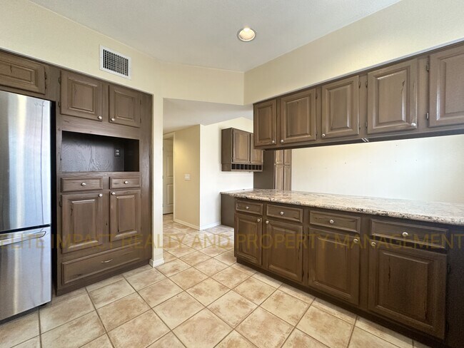 Building Photo - 64427 E Rolling Rock Ct