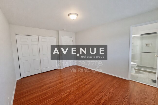 Building Photo - 412 Claymont Dr