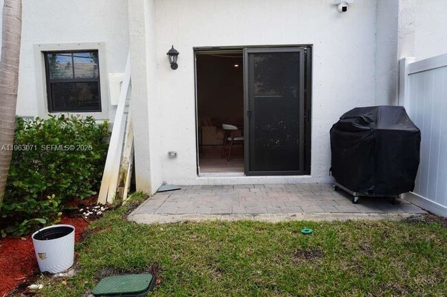 Building Photo - 385 NW 9th St