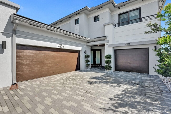 Building Photo - 10850 Oceano Wy