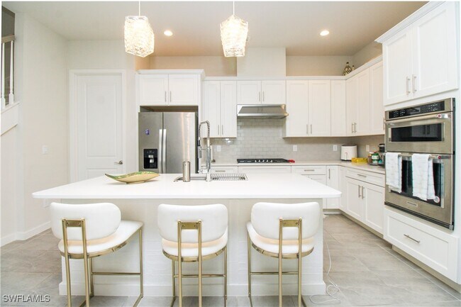 Building Photo - 14803 Loggerhead Dr