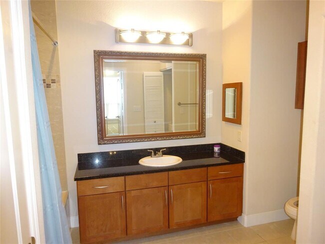 Building Photo - 2299 Lone Star Dr