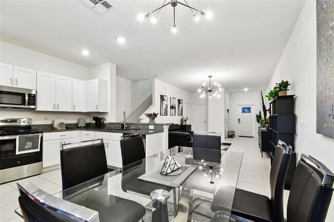 Building Photo - 2513 Sunray Venus Wy