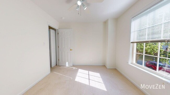 Building Photo - 308 Arbor Crest Rd