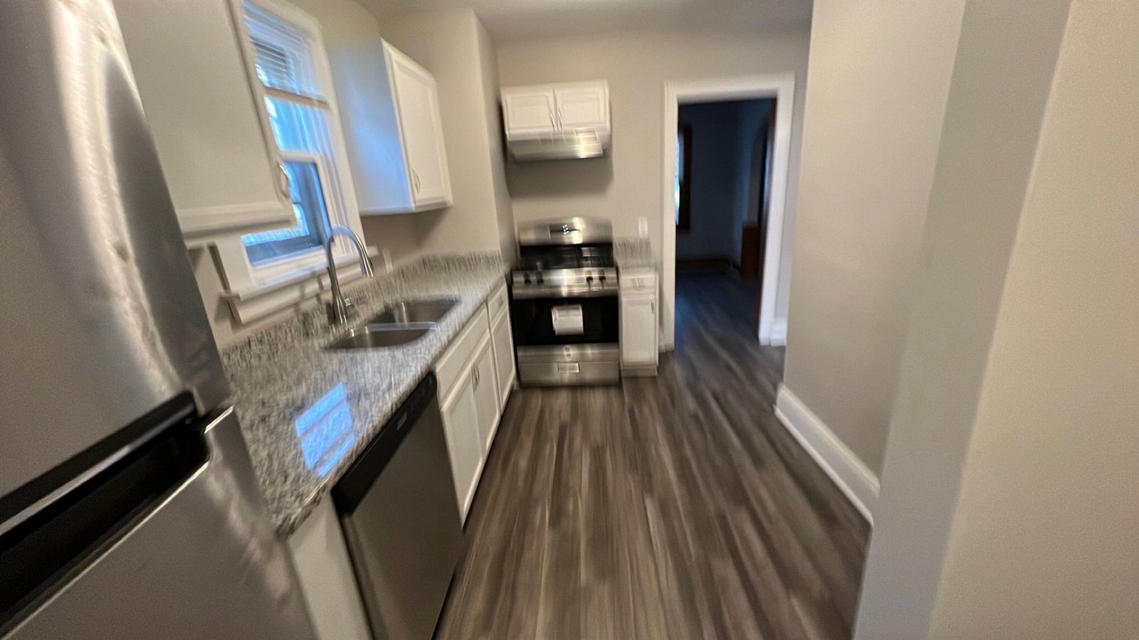 Building Photo - 592 Sanford Ave