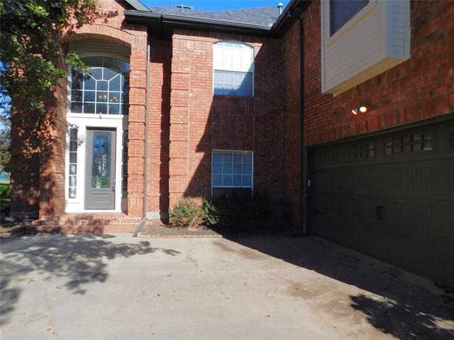 Building Photo - 2765 Fernwood Dr