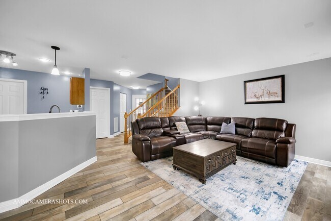 Building Photo - 2389 Stoughton Cir