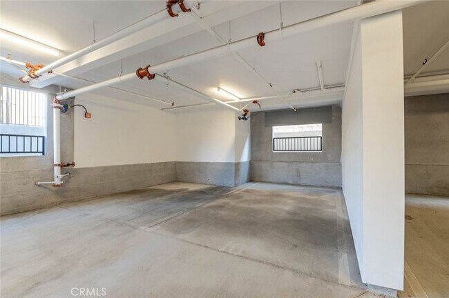 Building Photo - 7341 Valmont St