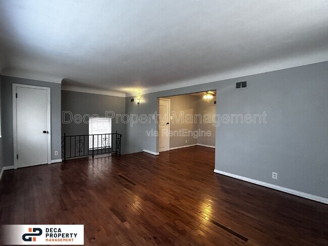 Building Photo - 3940 Wilmington Ave