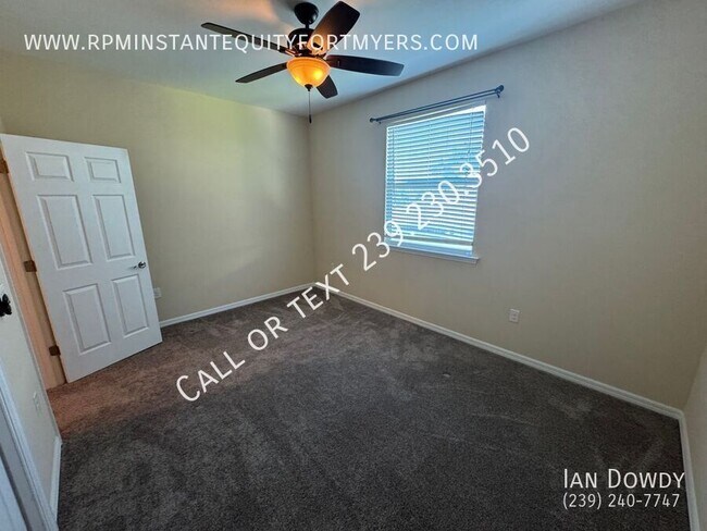 Building Photo - 8120 Banyan Breeze Way