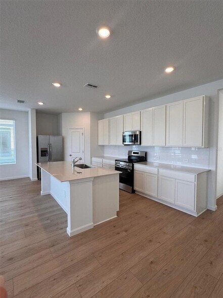 Building Photo - 5530 Morant Bay Path